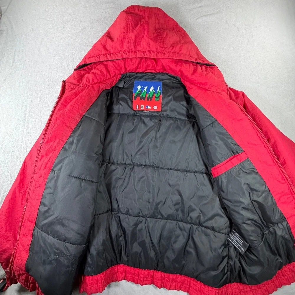 Chicago Bulls Puffer Jacket Mens XL Red Hooded 90s NBA Fans Gear